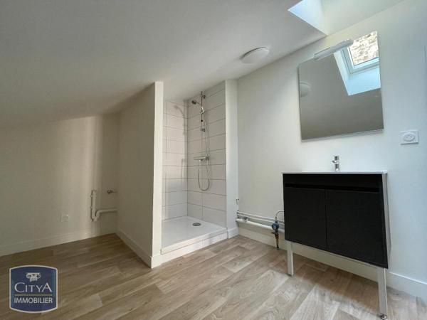 Location appartement 1 pièce de 15.48m²