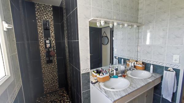 Géronce (64400) MAISON PLAIN PIED AVEC AUTONOMIE ENERGETIQUE - PROCHE OLORON