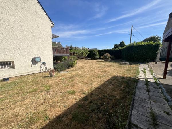 Maison 4 chambres avec grand terrain à vendre à Vannes, à proximité de la gare