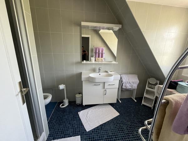 Maison 4 chambres avec grand terrain à vendre à Vannes, à proximité de la gare