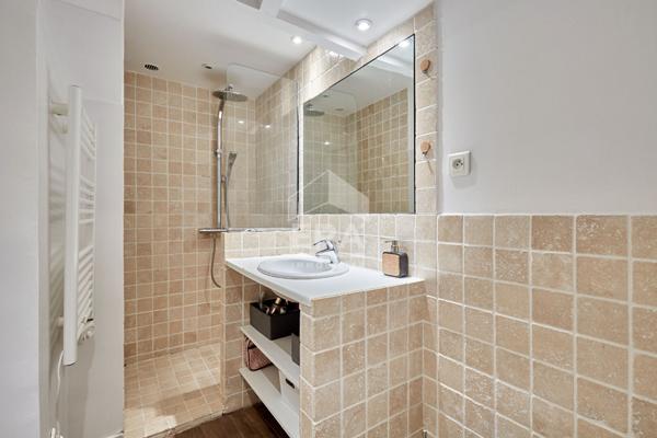 Appartement à vendre à Aix En Provence: le calme en centre ville