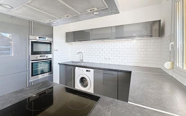 Appartement à louer    3 pièces • 59,96 m2 Avignon