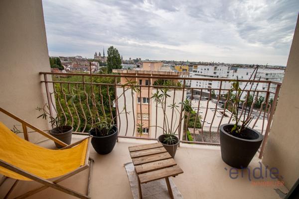 DIJON CENTRE - Un appartement lumineux avec vue imprenable sur les monuments dijonnais