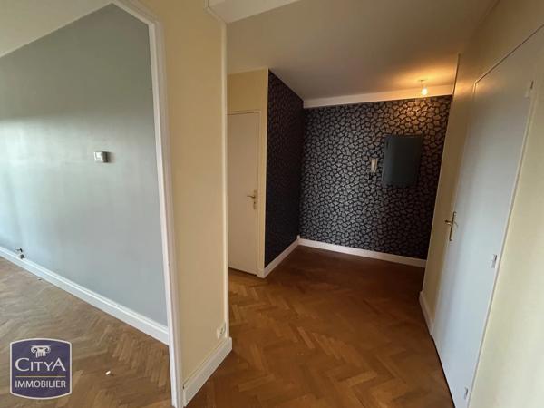 Appartement à vendre 5 pièces 121.5m² Poitiers (86000)