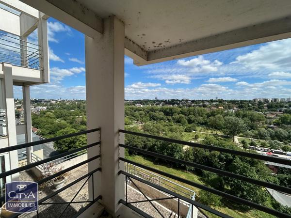 Appartement à vendre 5 pièces 121.5m² Poitiers (86000)