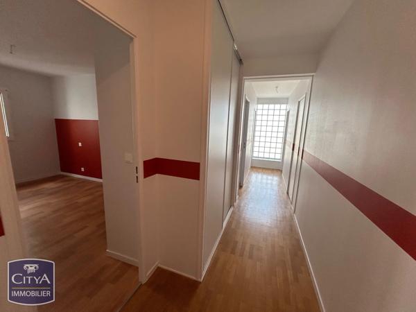 Appartement à vendre 5 pièces 121.5m² Poitiers (86000)