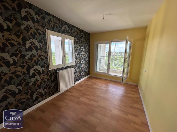 Appartement à vendre 5 pièces 121.5m² Poitiers (86000)