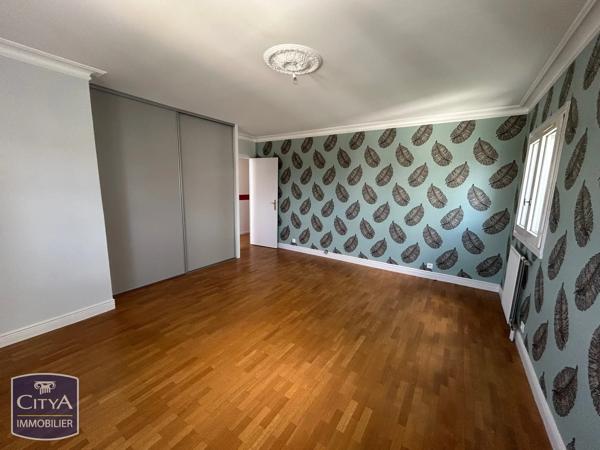 Appartement à vendre 5 pièces 121.5m² Poitiers (86000)