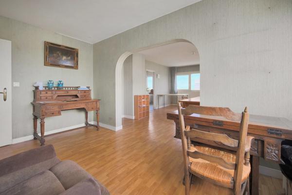 Appartement à vendre 4 pièces 88.55m² Mons-en-Barœul (59370)