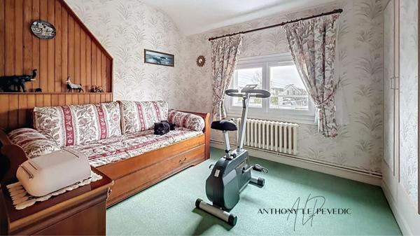 Maison- 7 pièces - 120m2