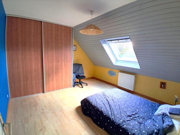 GUIPAVAS - Maison de 7 pièces de 128 m2