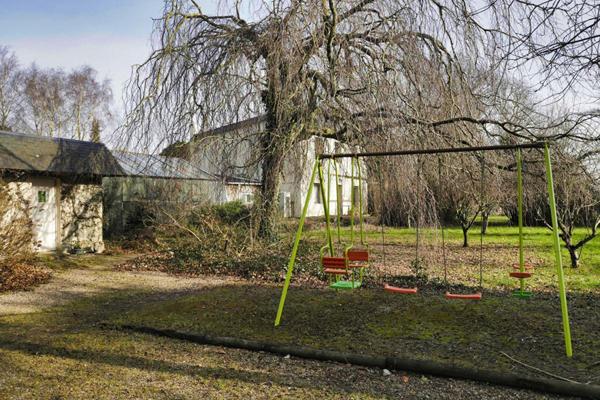 Propriété proche Etretat avec maison, gîte, piscine et dépendances