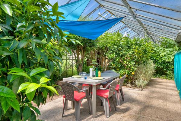 Propriété proche Etretat avec maison, gîte, piscine et dépendances