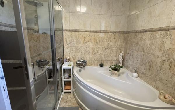 Vente Maison Vue sur la chaîne des puys Dorat   