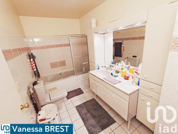 Appartement 4 pièces de 84 m² à Chilly-Mazarin (91380)