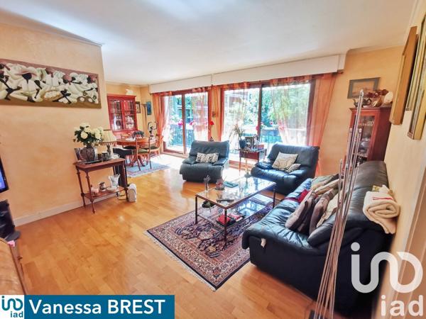 Appartement 4 pièces de 84 m² à Chilly-Mazarin (91380)