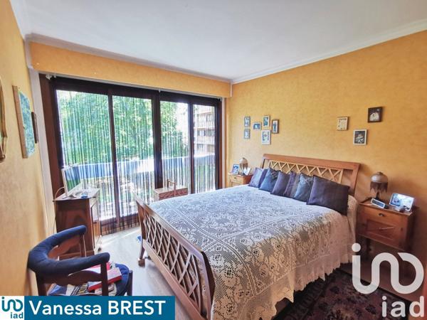 Appartement 4 pièces de 84 m² à Chilly-Mazarin (91380)