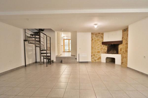 Maison Cuxac D Aude 6 pièce(s) 113 m2