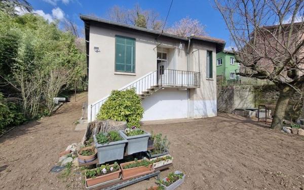 Maison à vendre    4 pièces •  Rillieux-la-Pape