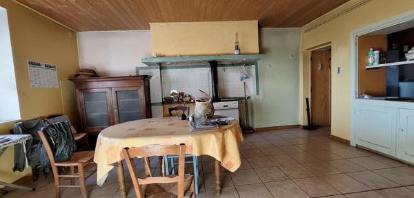 Corps de ferme – 3,4 ha – Vue vallée – Maison + 600 m² dépendances