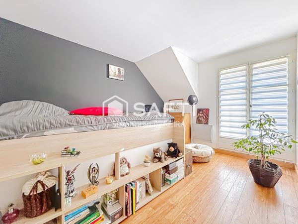 Maison non mitoyenne : 5 chambres, séjour de 48 m²