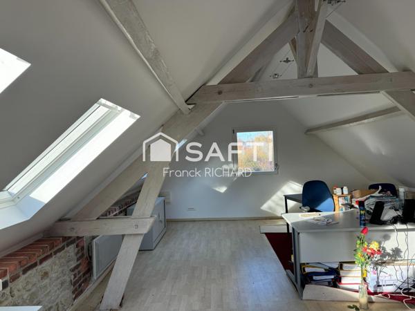 Grande maison de charme rénovée – 278 m² habitables – Terrain de plus d’1 hectare