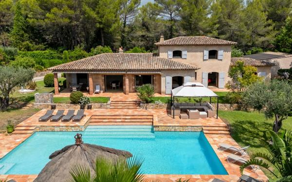 Maison à vendre    7 pièces • 278 m2 Mouans-Sartoux
