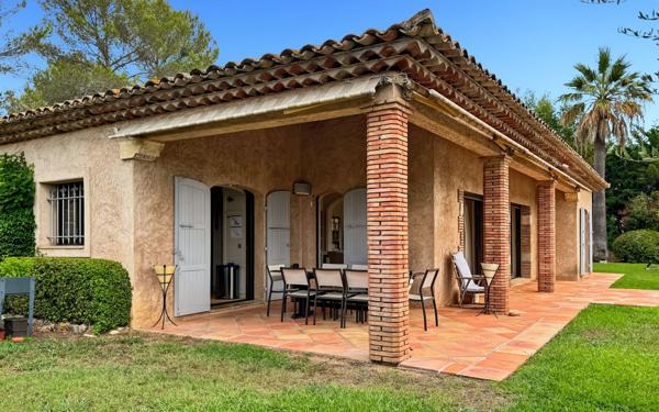 Maison à vendre    7 pièces • 278 m2 Mouans-Sartoux
