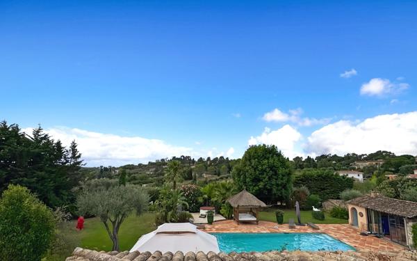 Maison à vendre    7 pièces • 278 m2 Mouans-Sartoux