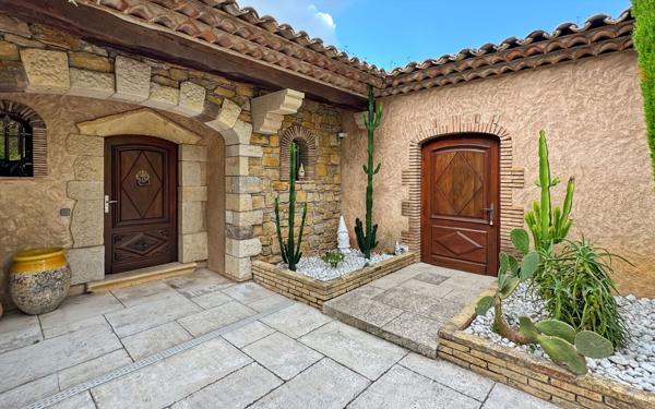 Maison à vendre    7 pièces • 278 m2 Mouans-Sartoux