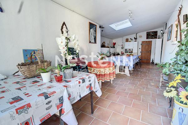 A VENDRE EN EXCLUSIVITE ! LORGUES - Maison 115 m² avec grand terrain de 3 500 m²