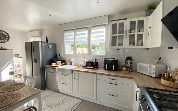 Maison à vendre    6 pièces •  Saint-Just