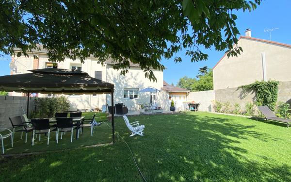 Maison à vendre    6 pièces •  Saint-Just