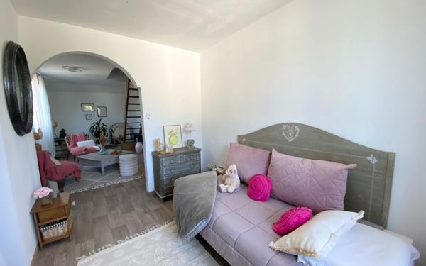 Maison à vendre    6 pièces •  Saint-Just