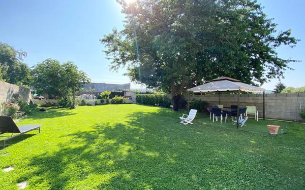 Maison à vendre    6 pièces •  Saint-Just