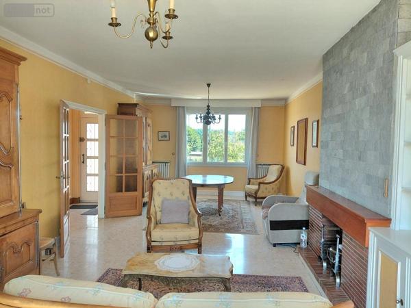 Maison à vendre à Val-au-Perche dans l'Orne (61260), ref : 61068-22