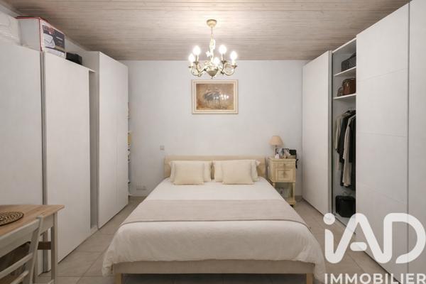 Maison à vendre 5 pièces 146 m² Nîmes