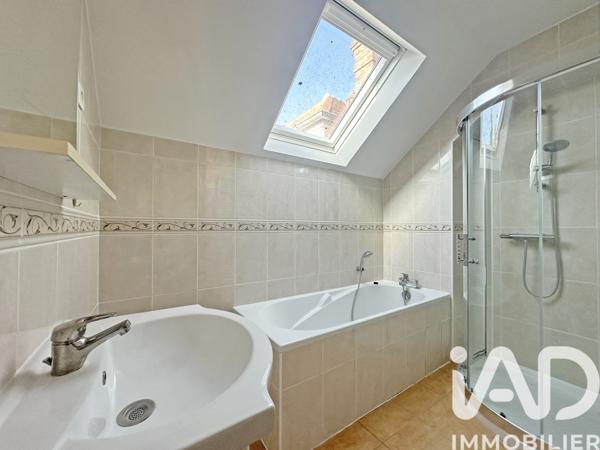 Maison à vendre 6 pièces 138 m² Moret-Loing-et-Orvanne