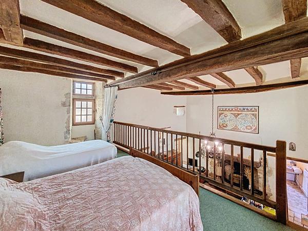 Ensemble immobilier dans le bourg de Martigné Briand