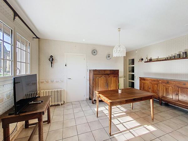 Ensemble immobilier dans le bourg de Martigné Briand