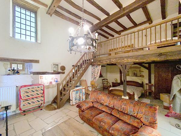 Ensemble immobilier dans le bourg de Martigné Briand