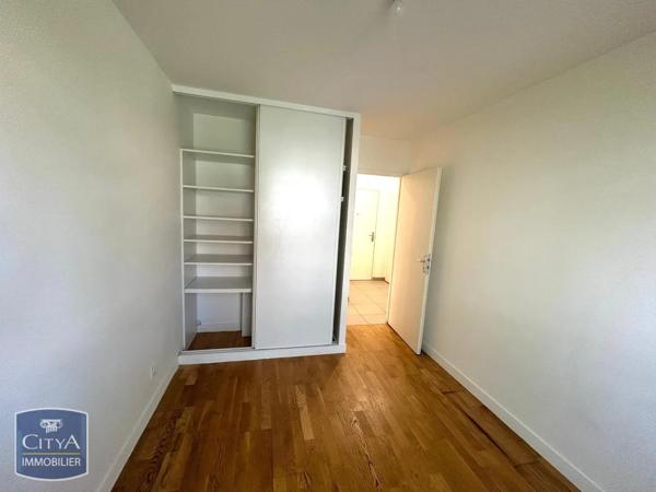 Appartement à louer 2 pièces 51.86m² Bourg-en-Bresse (01000)