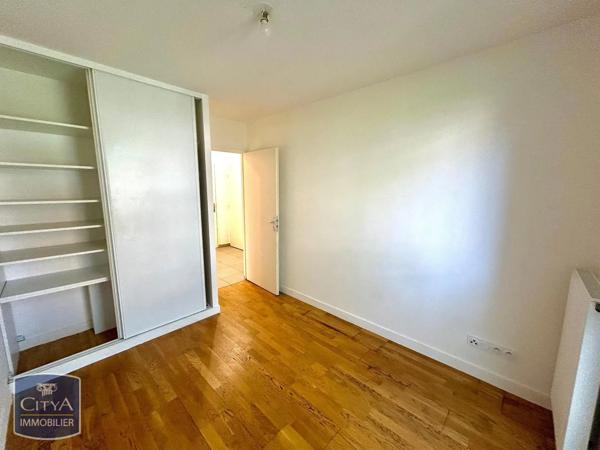 Appartement à louer 2 pièces 51.86m² Bourg-en-Bresse (01000)