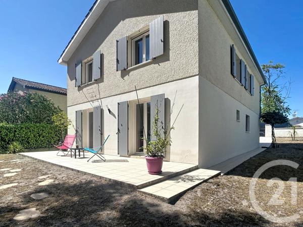Maison à vendre  6 pièces - 118,67 m 2   GRADIGNAN  - 33
