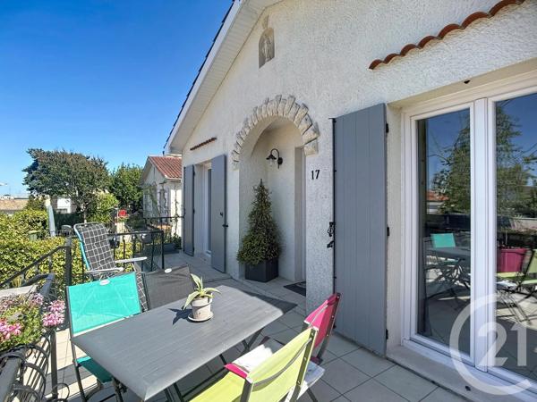 Maison à vendre  6 pièces - 118,67 m 2   GRADIGNAN  - 33