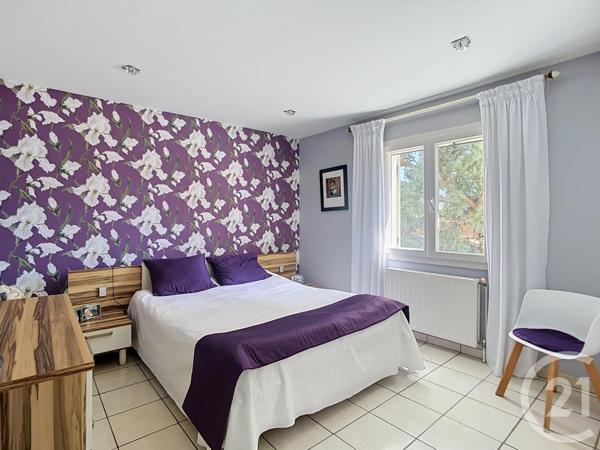 Maison à vendre  6 pièces - 118,67 m 2   GRADIGNAN  - 33