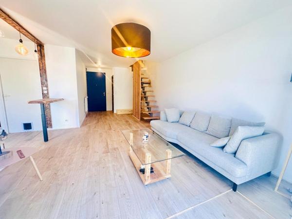 Centre ville, garage, jardin.