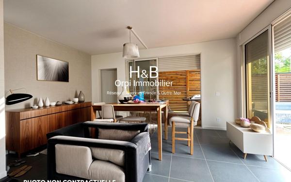 Maison à vendre    9 pièces •  Fort-de-France