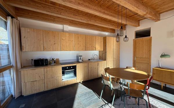 Maison à vendre    2 pièces • 46,09 m2 Saint-Martin-de-Queyrières