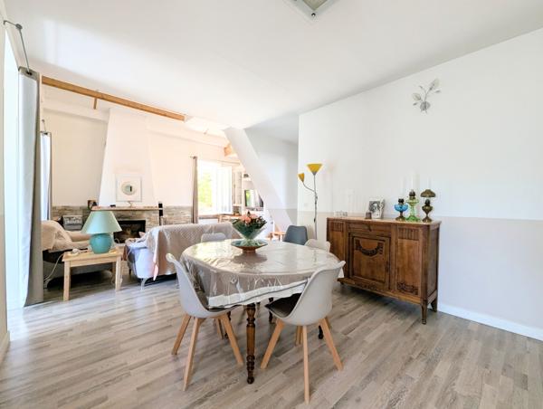 Cuges-les-Pins (13780) Maison plain pied, 4 pièces avec un grand jardin et un garage